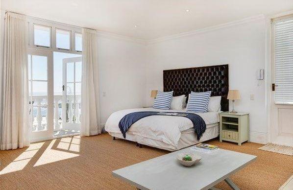 4 Bedroom Property for Sale in Camps Bay Western Cape